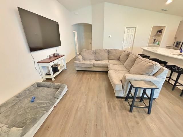 737 Daphne Drive, Polk City, FL 33868 Photo