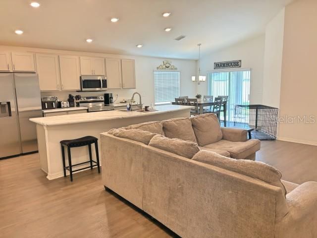 737 Daphne Drive, Polk City, FL 33868 Photo