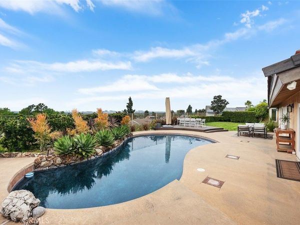 5542 Oakley, Irvine, CA 92603