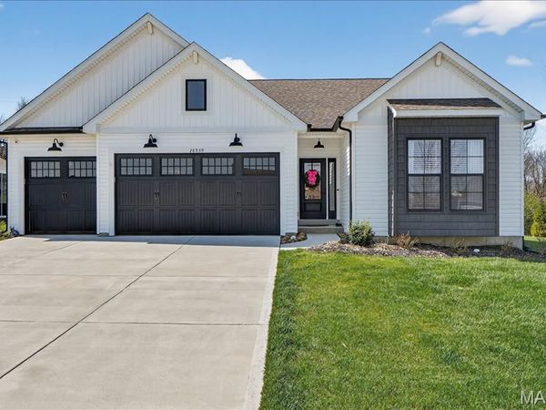 28939 Old Court Drive, Foristell, MO 63348