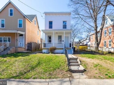 108 N 6TH AVENUE, DARBY, PA 19023