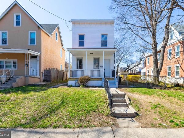 108 N 6TH AVENUE, DARBY, PA 19023
