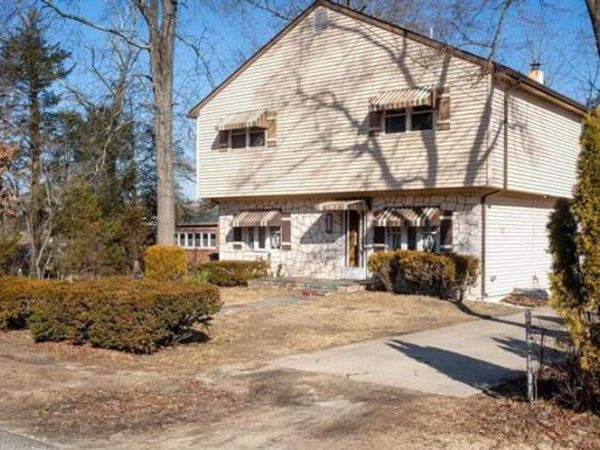 2524 LAKESIDE DRIVE , WILLIAMSTOWN, NJ 08094