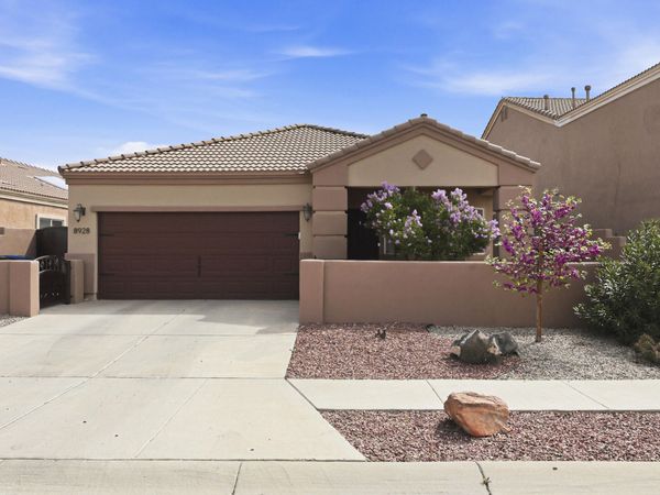 8928 Oso Corridor Place NW, Albuquerque, NM 87114