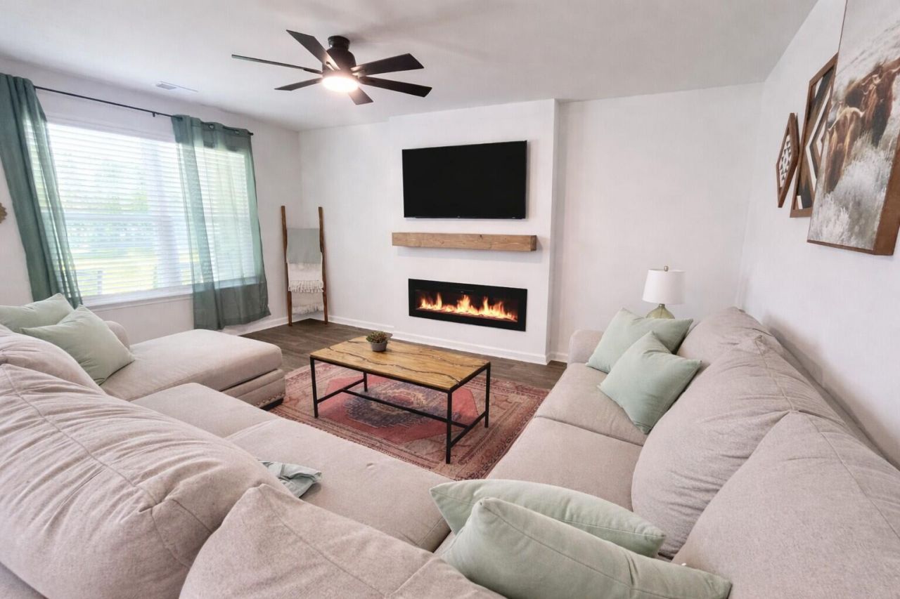 529 Shady Maple Street Photo 15