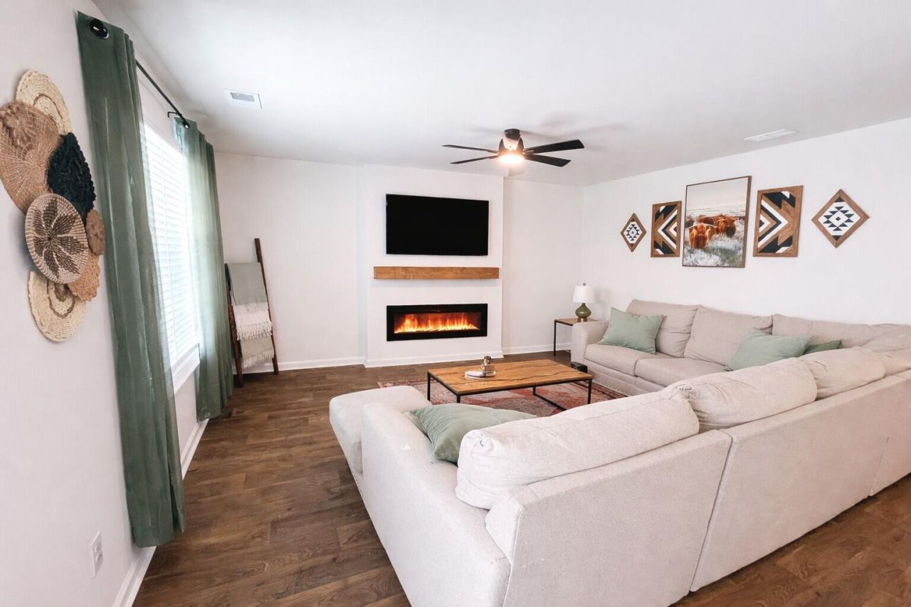 529 Shady Maple Street Photo 16