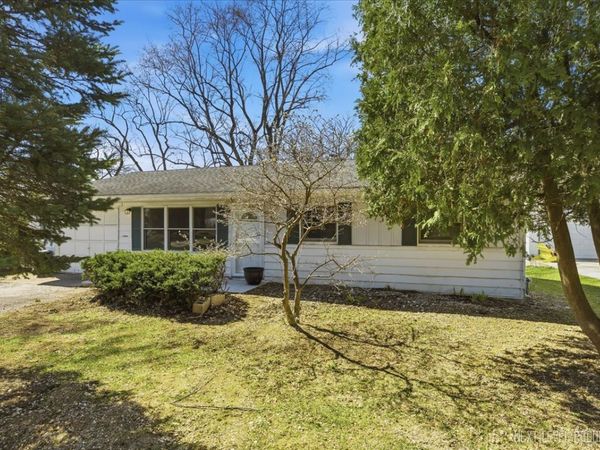 1717 S 5th Place , St. Charles, IL 60174