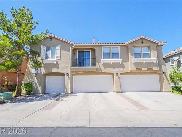 25 Red Oak Canyon Street, Unit 2, Henderson, NV 89012