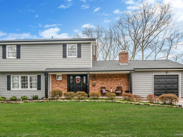 3 Meroke Lane, Rocky Point, NY 11778