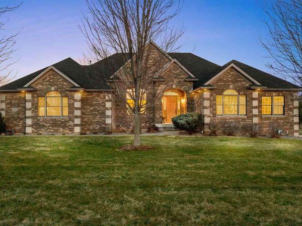 803 S Walnut Street, Sumner, IA 50674