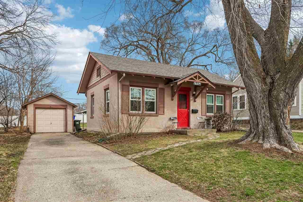 1724 Morningside Dr, Iowa City, IA 52245 Main Photo