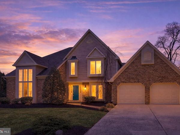 2312 FOX HOLLOW ROAD, HARRISBURG, PA 17112