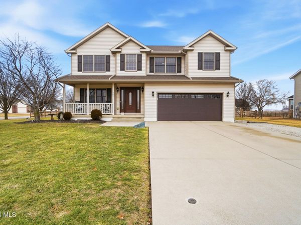 201 E Greenwood Drive, Haskins, OH 43525