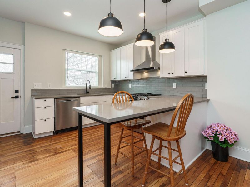 387 W 2nd Avenue , Columbus, OH 43201 Photo 10