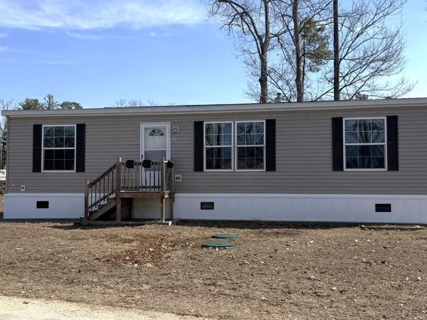 57 Riverview Drive, Rochester, NH 03867