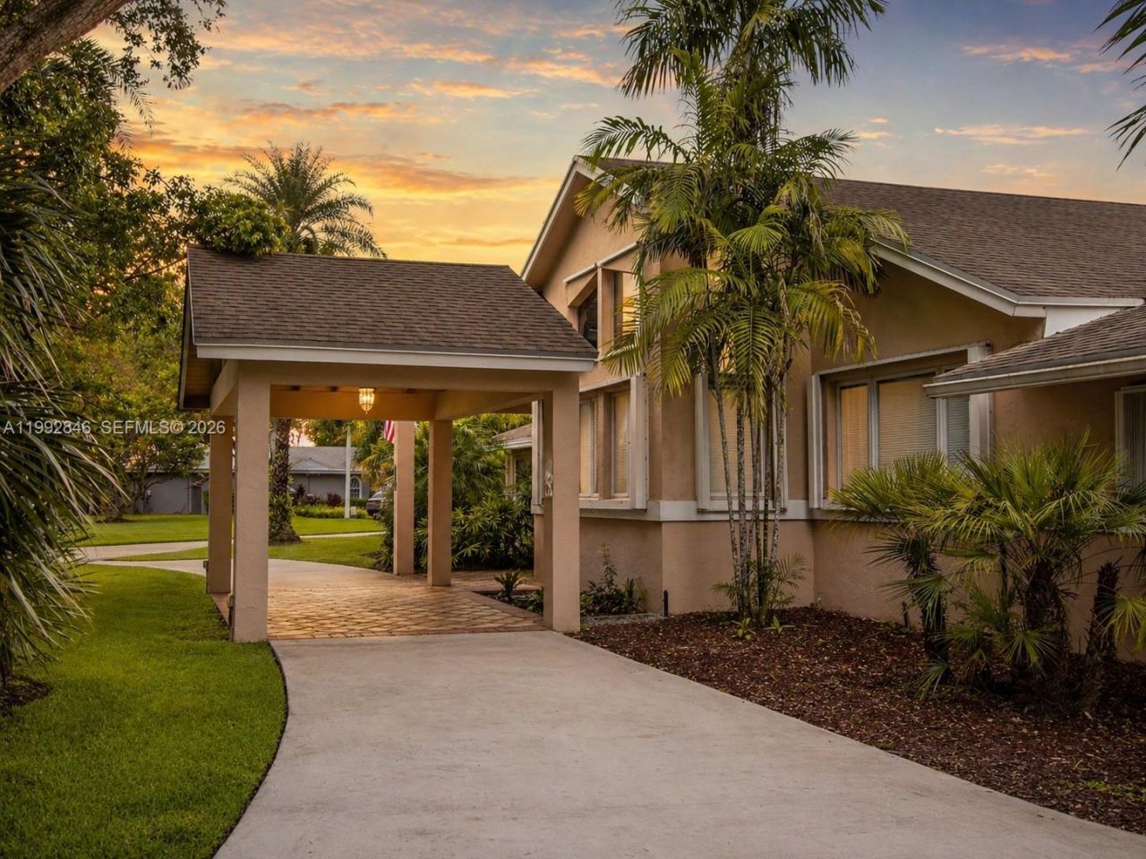 26451 SW 173rd Pl, Homestead, FL 33031 Main Photo