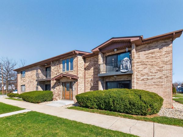 6056 S Keating Avenue , Unit 2E, Chicago, IL 60629