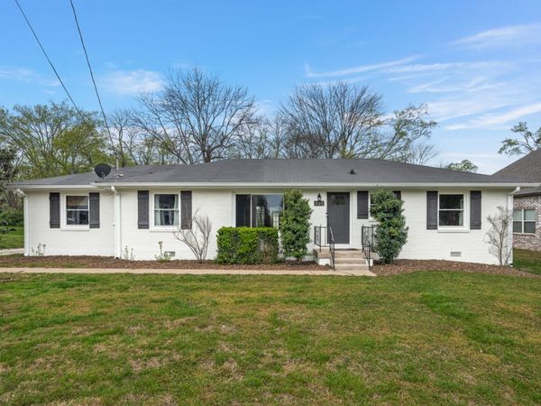 234 Pennsylvania Ave, Lebanon, TN 37087