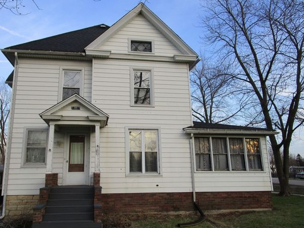 300 N Wolf Street , Odell, IL 60460