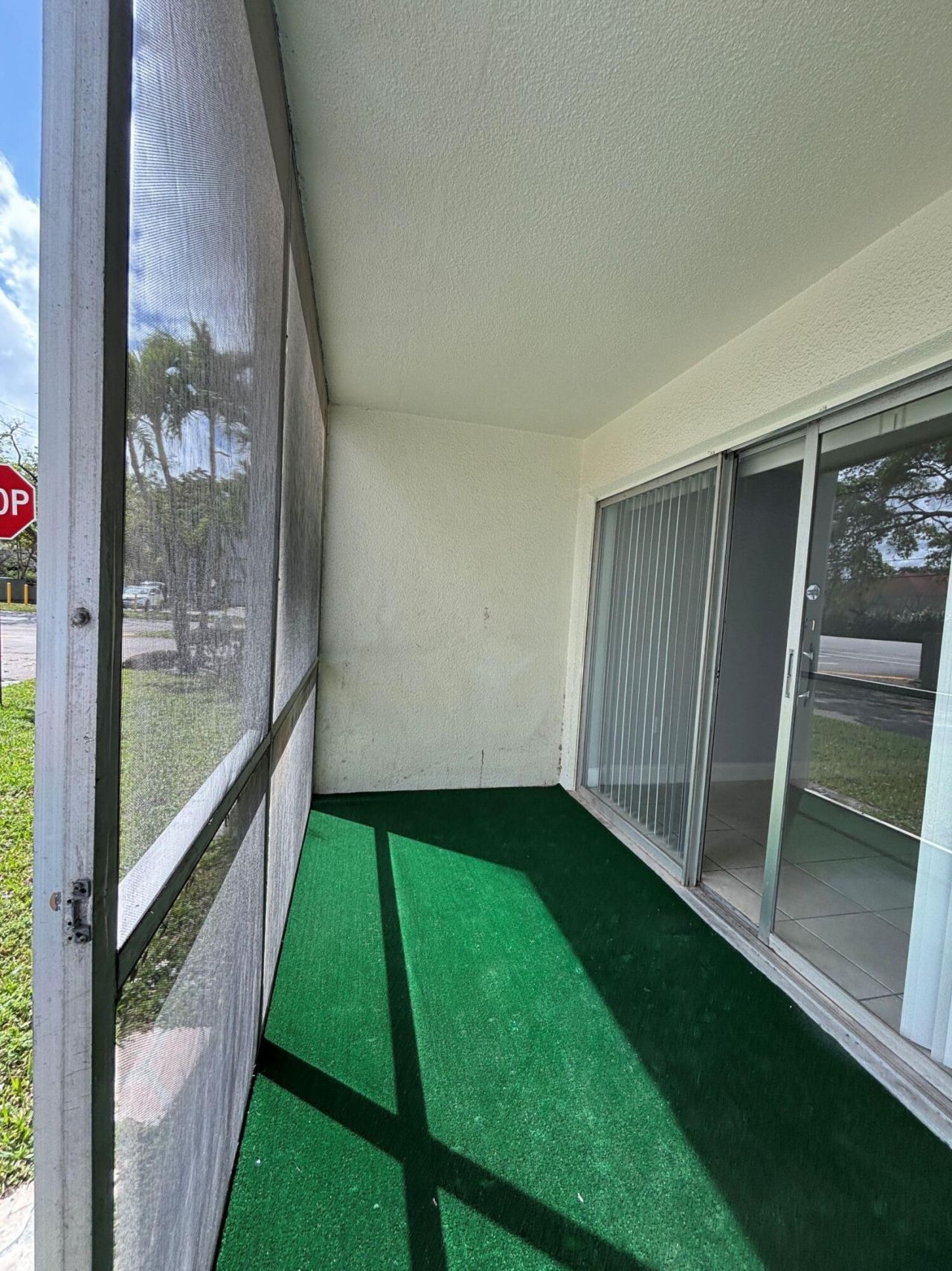 4255 N University Drive, Unit 101, Sunrise, FL 33351 Photo