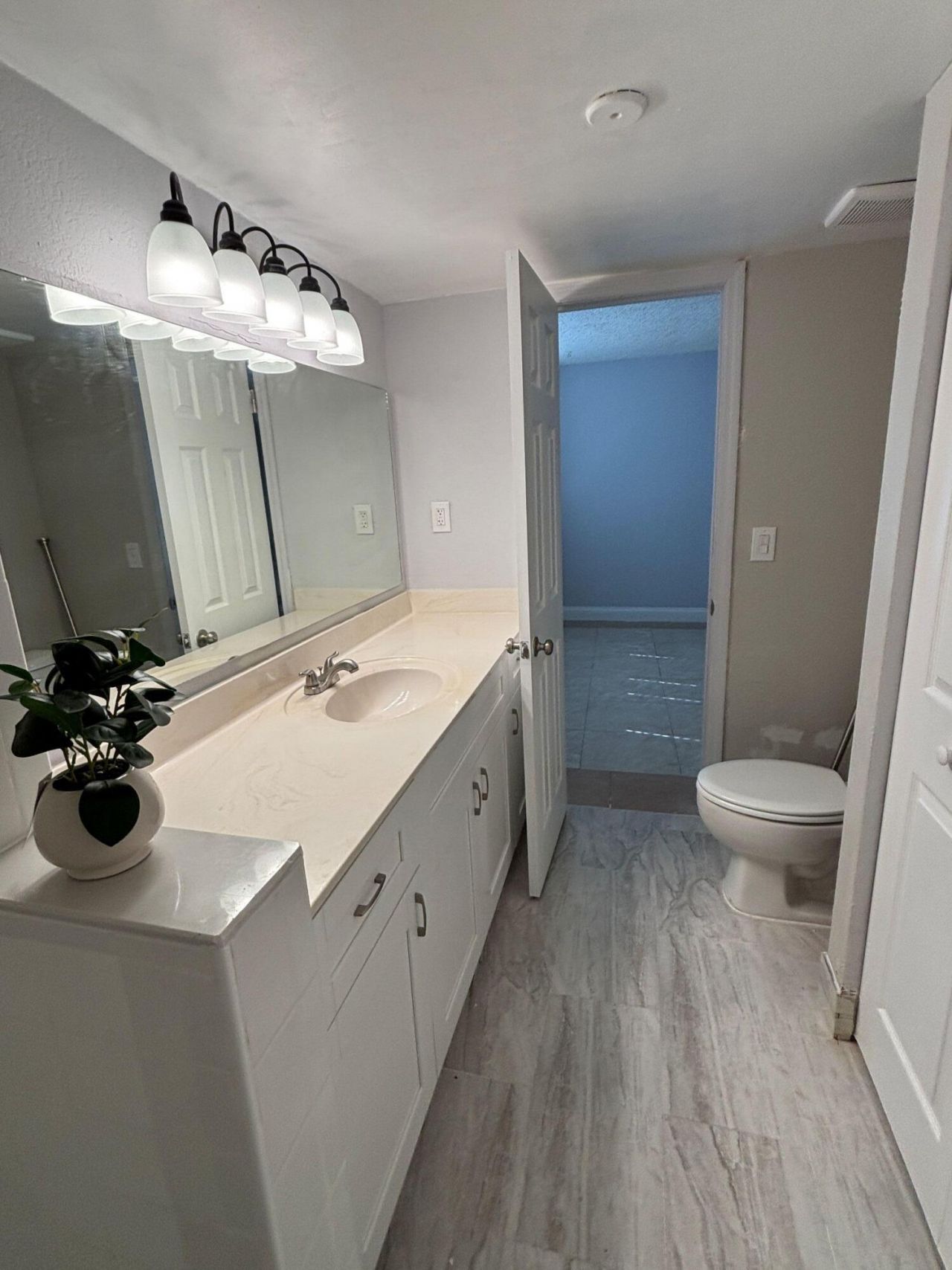 4255 N University Drive, Unit 101, Sunrise, FL 33351 Photo