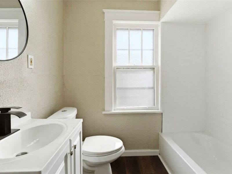 1150 W 10th Street, Lorain, OH 44052 Photo 14