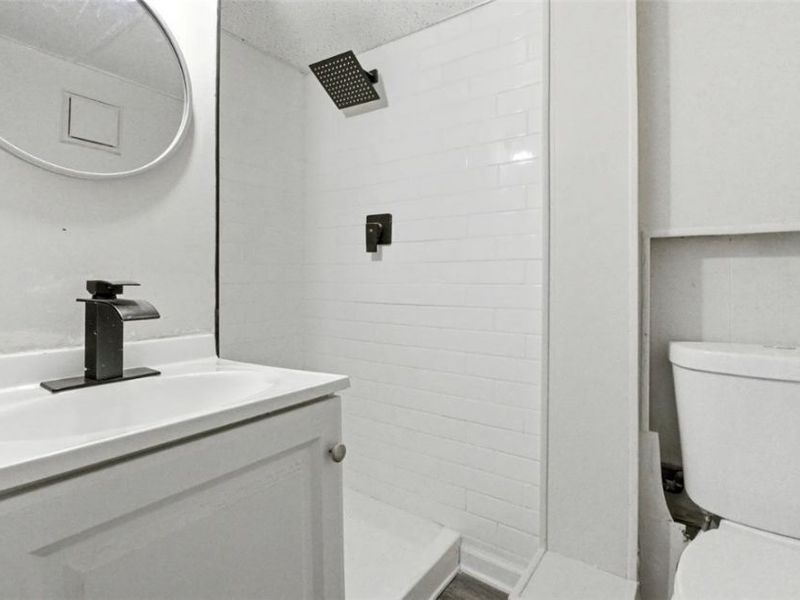 1150 W 10th Street, Lorain, OH 44052 Photo 15