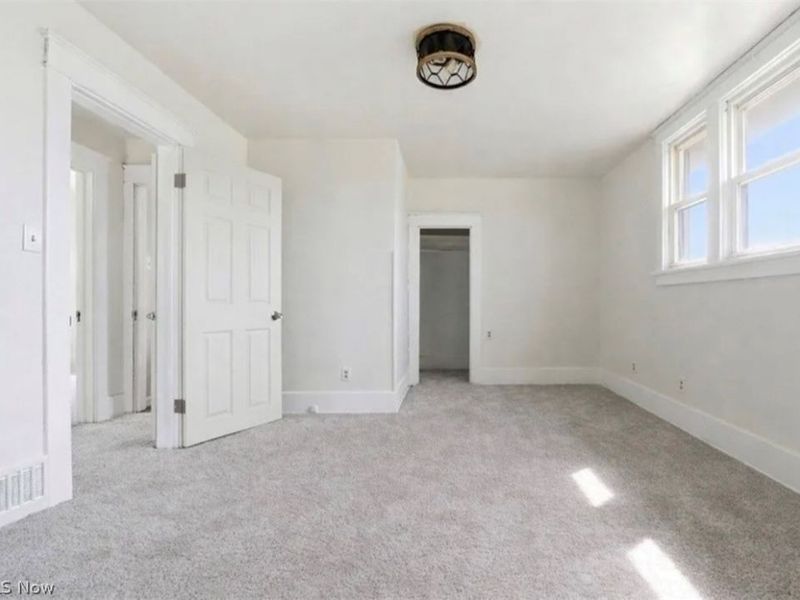 1150 W 10th Street, Lorain, OH 44052 Photo 16