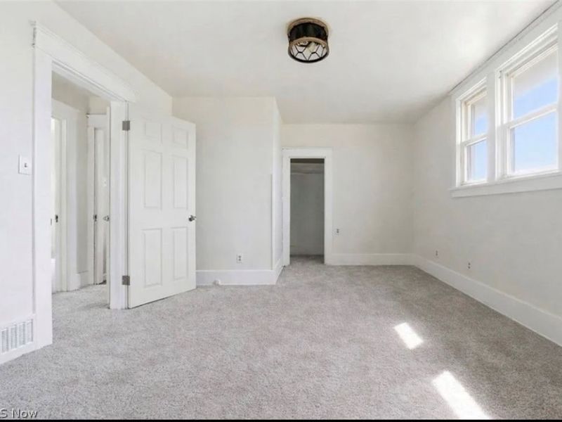 1150 W 10th Street, Lorain, OH 44052 Photo 16