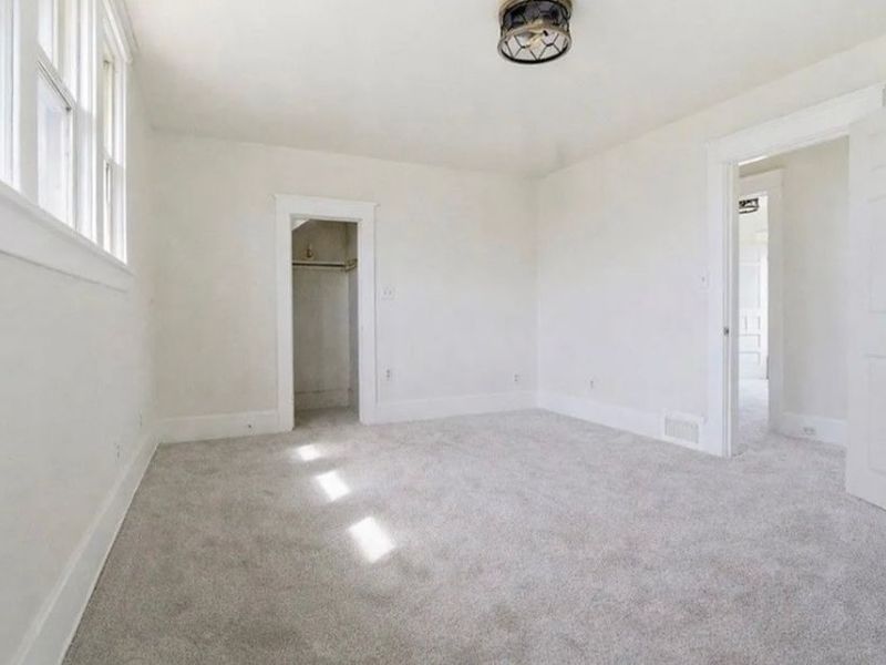 1150 W 10th Street, Lorain, OH 44052 Photo 17