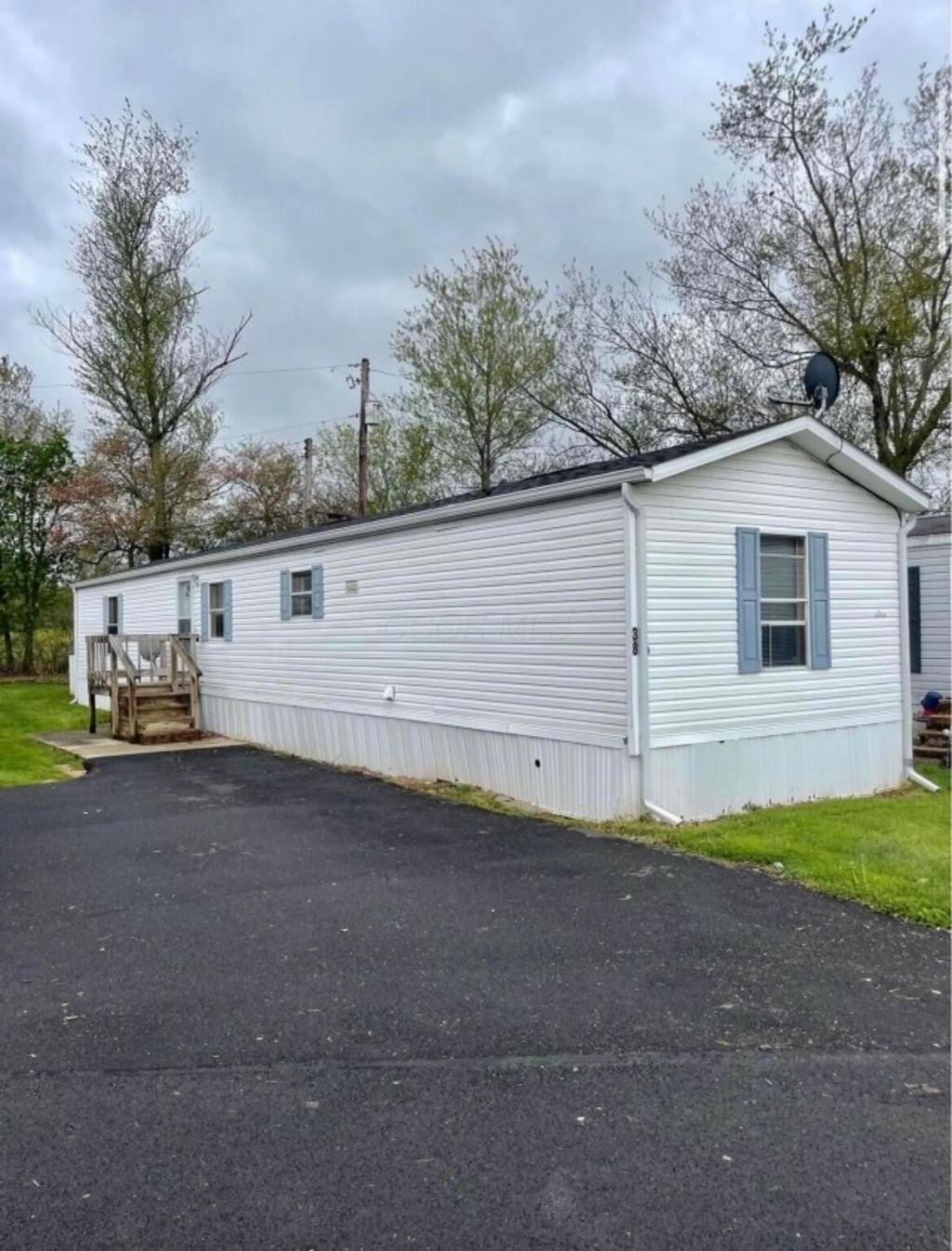 2288 W High, Unit Lot 38, Newark, OH 43055 Main Photo