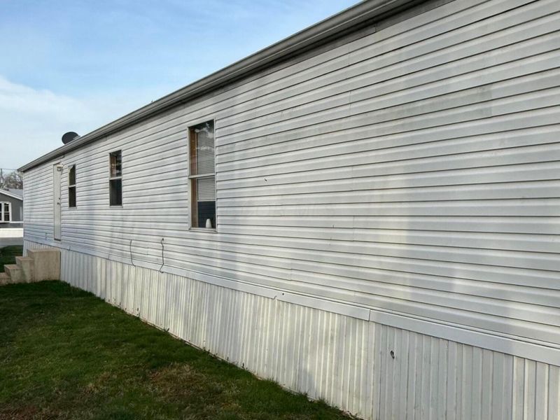 2288 W High, Unit Lot 38, Newark, OH 43055 Photo 3