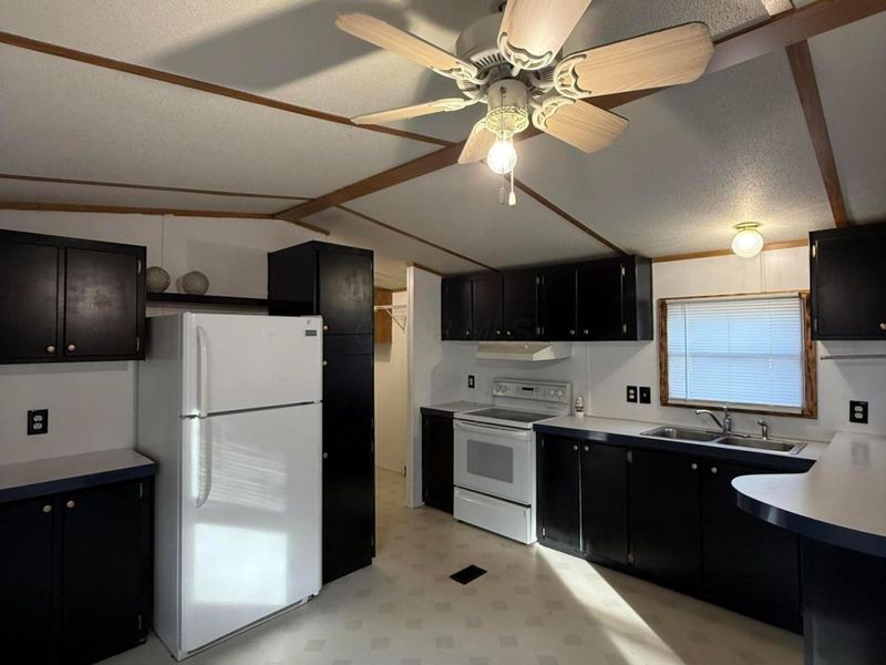 2288 W High, Unit Lot 38, Newark, OH 43055 Photo 6