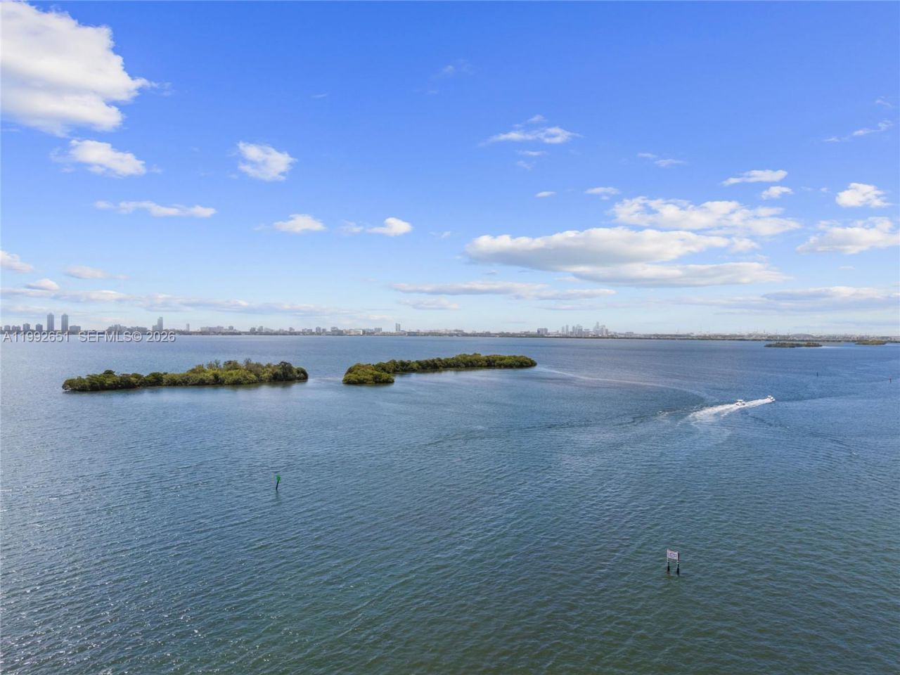 7751 NE Bayshore Ct, Unit 3A, Miami, FL 33138 Photo