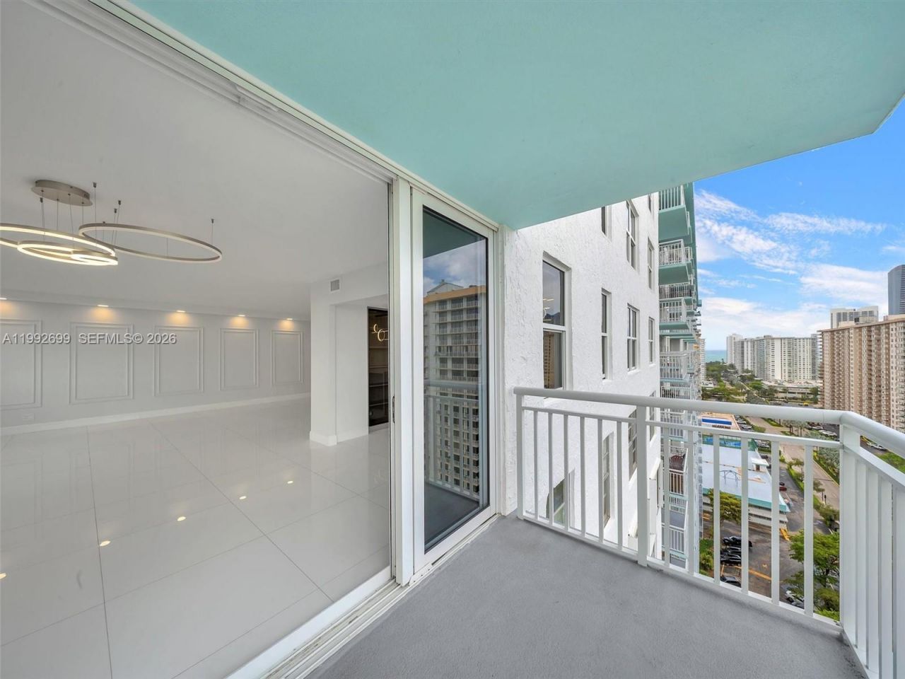 301 174th St, Unit 2004, Sunny Isles Beach, FL 33160 Photo