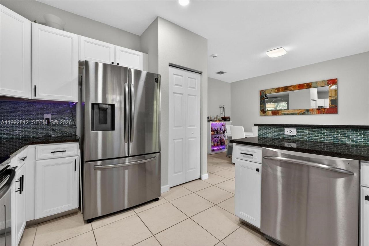 9807 NW 88th Ter, Doral, FL 33178 Photo