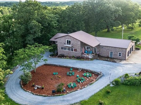 7644 Highway 17, Houston, MO 65483