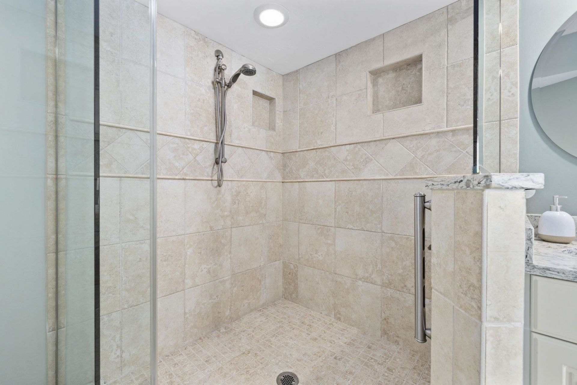 4001 S Ocean Blvd. Photo 24