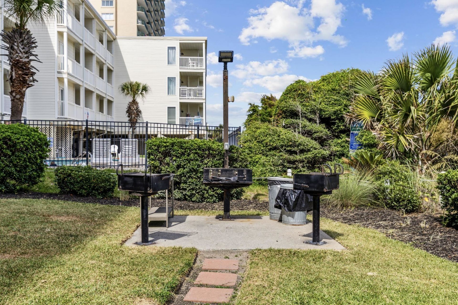 4001 S Ocean Blvd. Photo 28