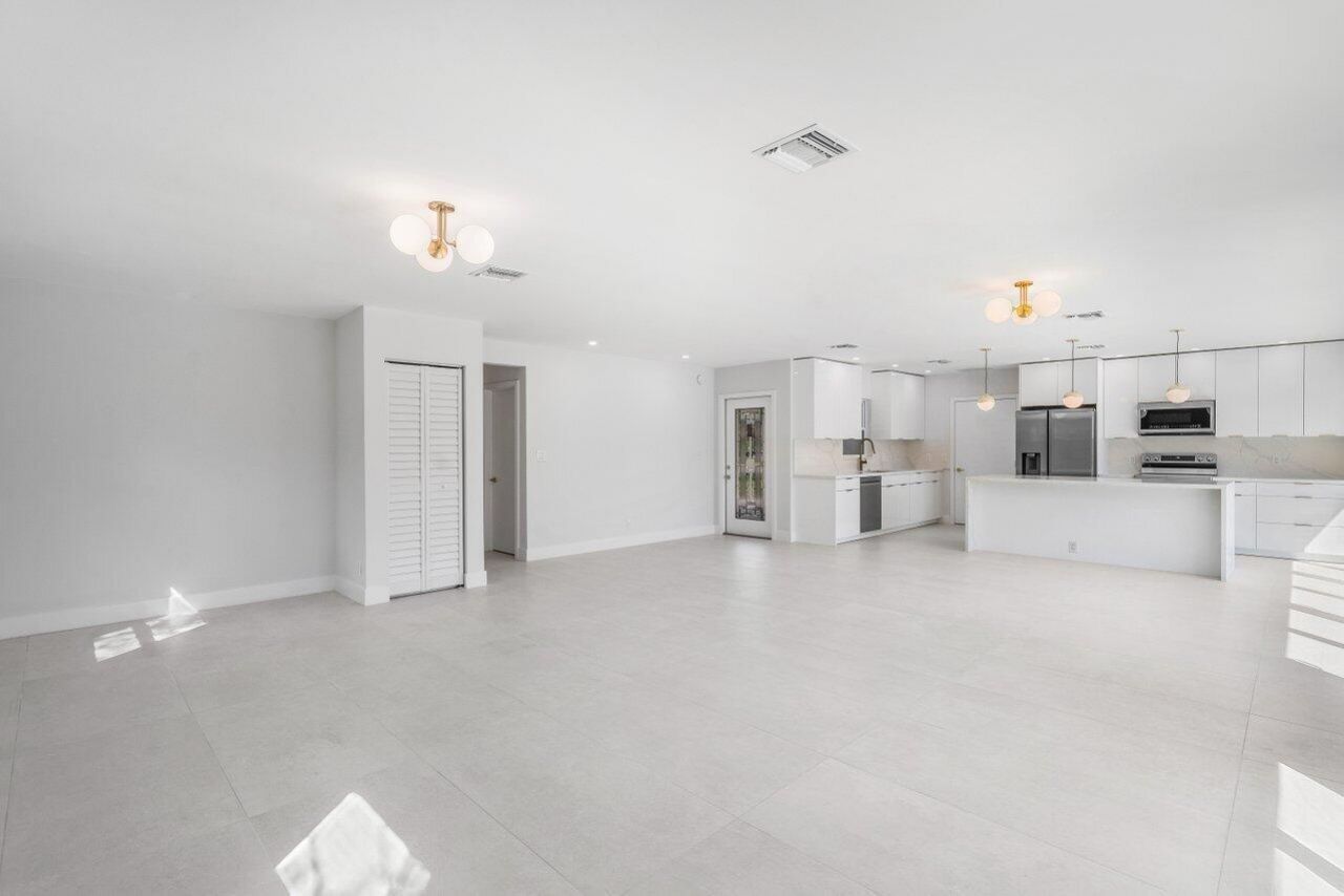 46 SW 9th Avenue, Boca Raton, FL 33486 Photo