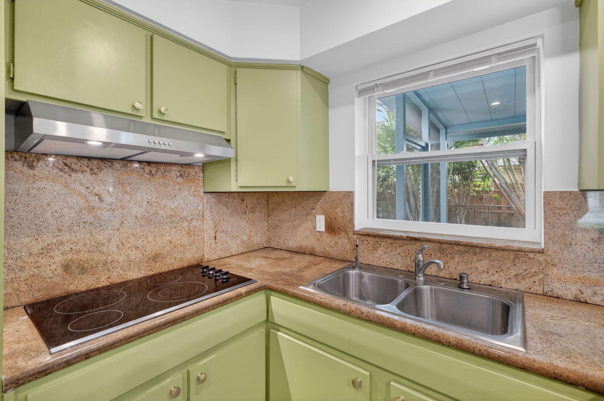 3140 NE 9th Avenue, Pompano Beach, FL 33064 Photo