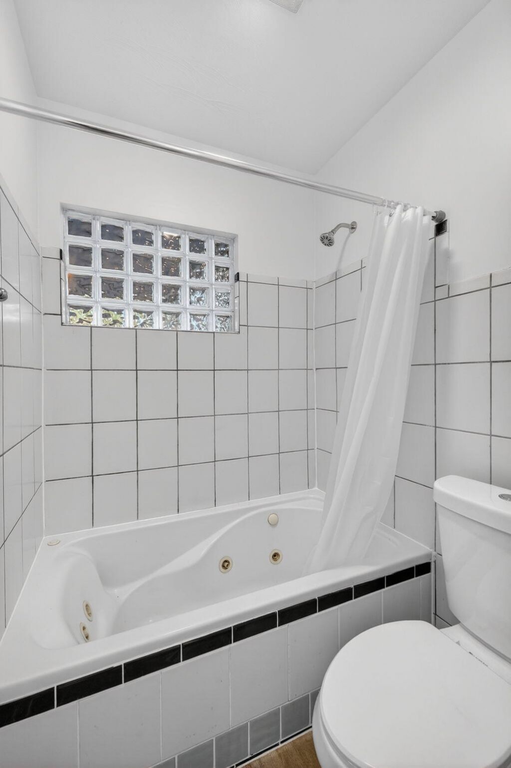 3140 NE 9th Avenue, Pompano Beach, FL 33064 Photo