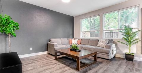 3039 Spoonwood Way, Sacramento, CA 95833 Photo