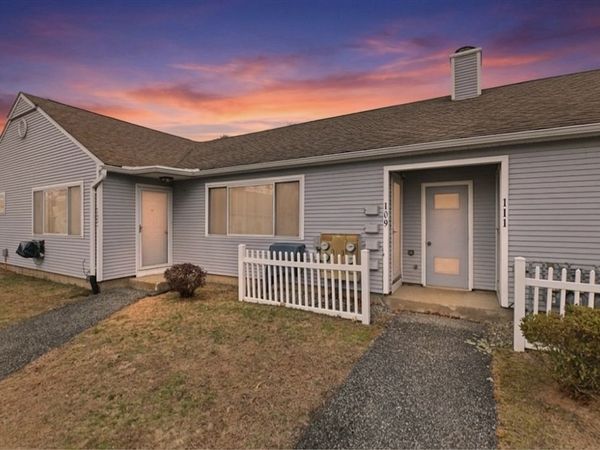 109 Andersen Rd, Unit 109, Chicopee, MA 01022
