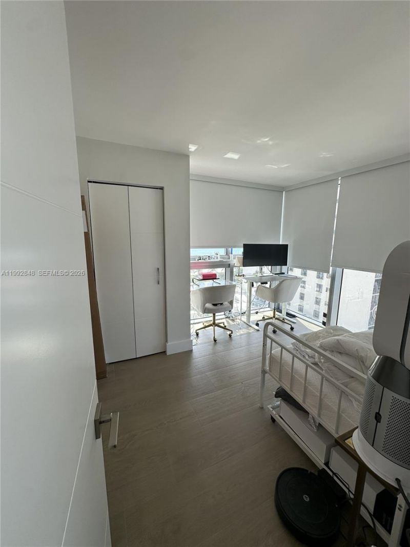 2655 Collins Ave, Unit 1204, Miami Beach, FL 33140 Photo