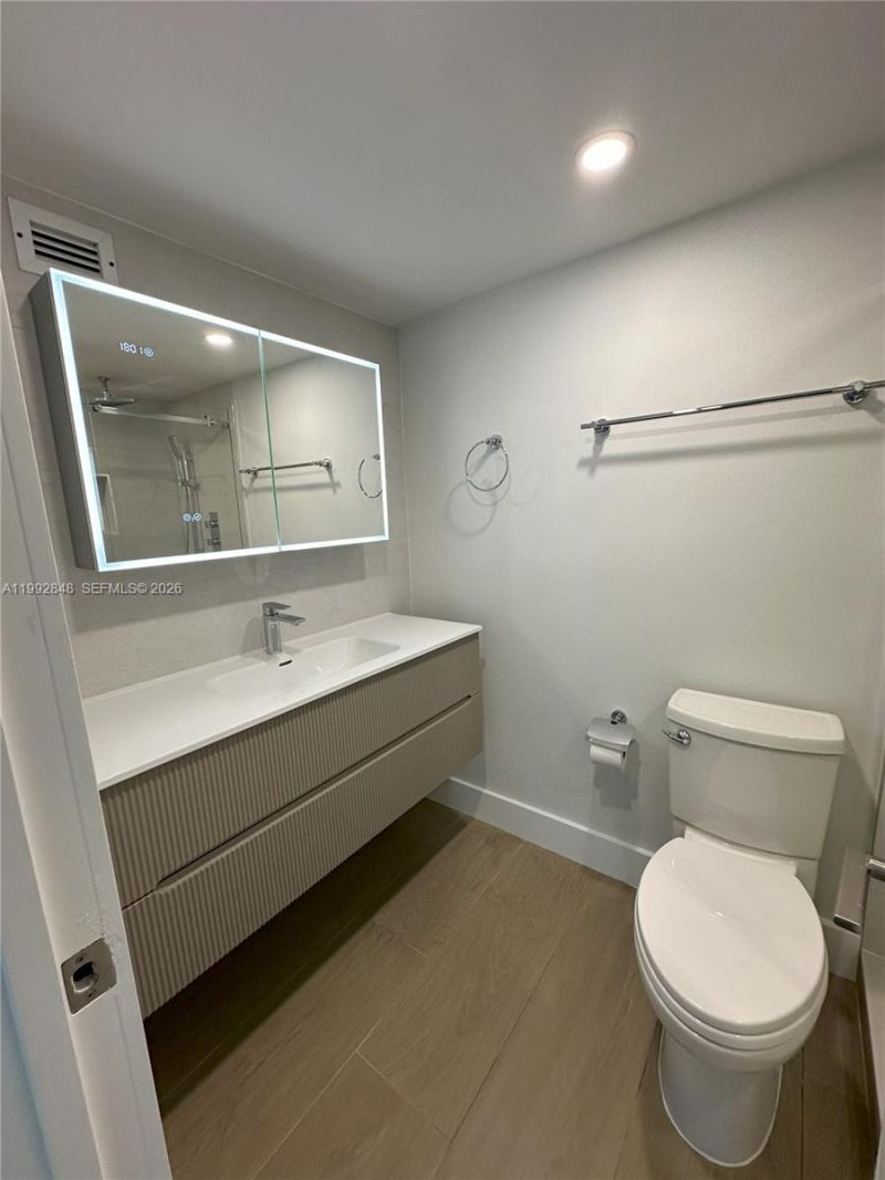 2655 Collins Ave, Unit 1204, Miami Beach, FL 33140 Photo