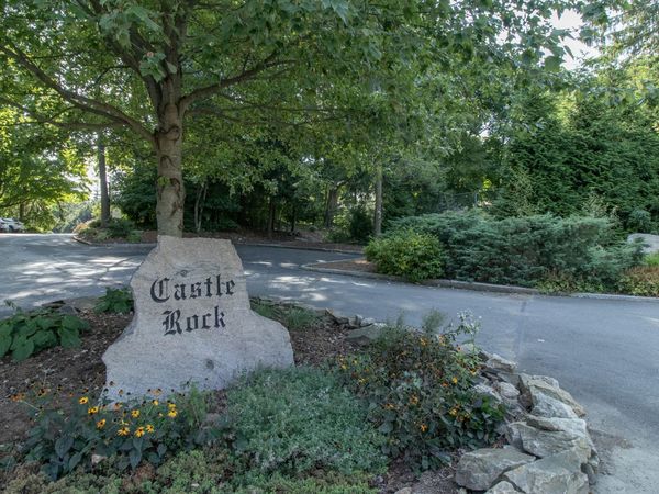 12 Castle Rock , Unit 12, Branford, CT 06405