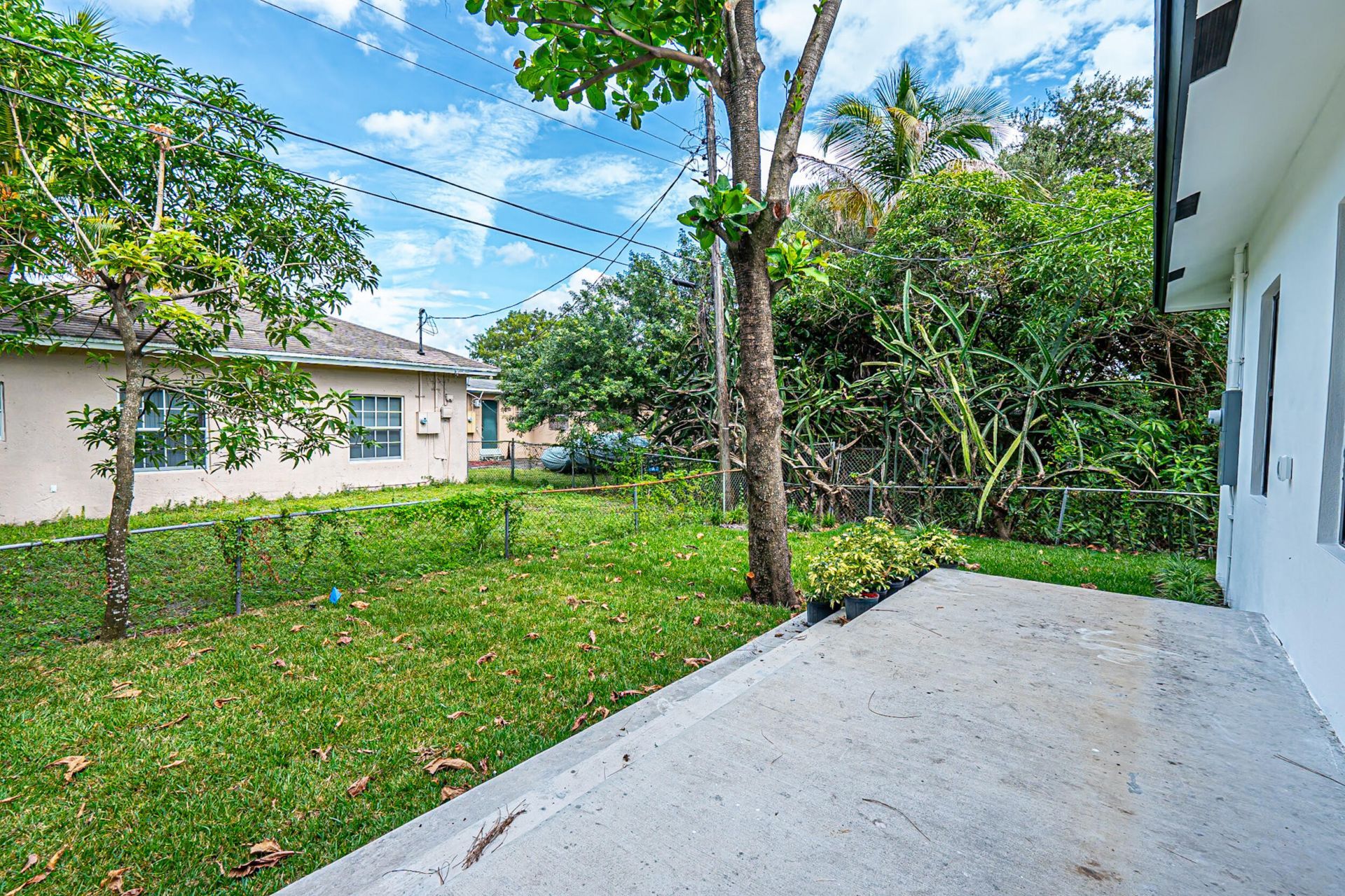 2725 NW 7th Street, Fort Lauderdale, FL 33311 Photo