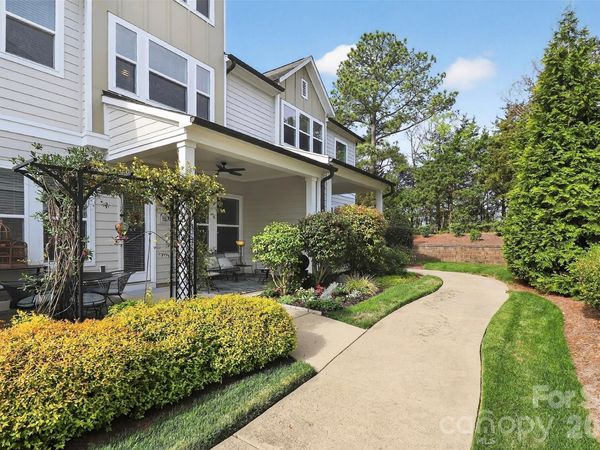 9106 Catherine Woods Place, Charlotte, NC 28277