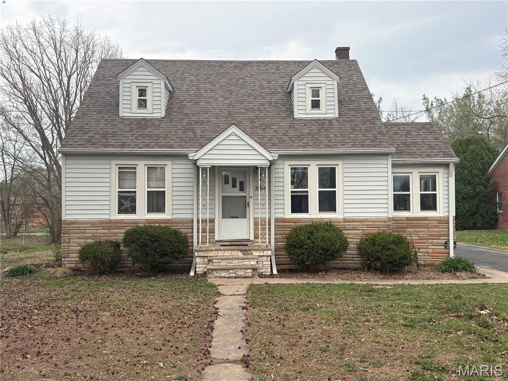 2304 Caseyville Avenue , Swansea, IL 62226 Main Photo